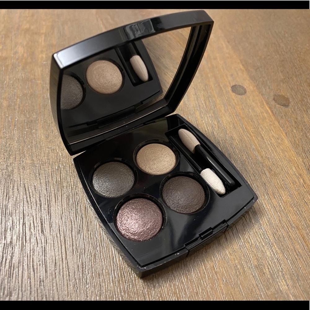 CHANEL Les 4 Ombres- Tisse Rivoli